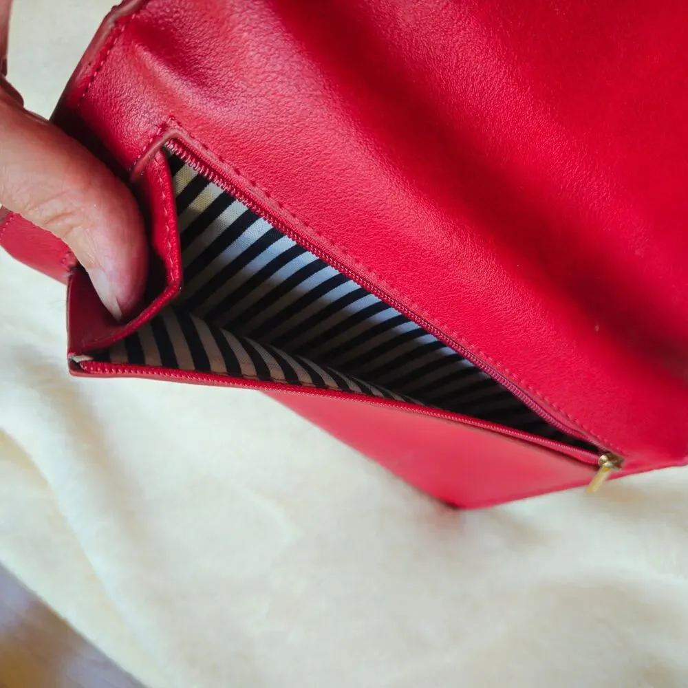 Kate & Alex Red Wallet Clutch Gold Tone Hardware Zip Coin Pocket